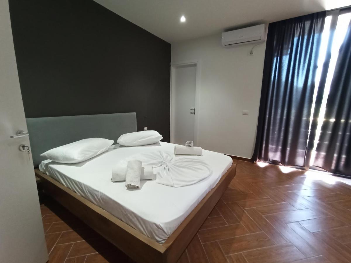 Kavalona Park Hotel Vlora Szoba fotó