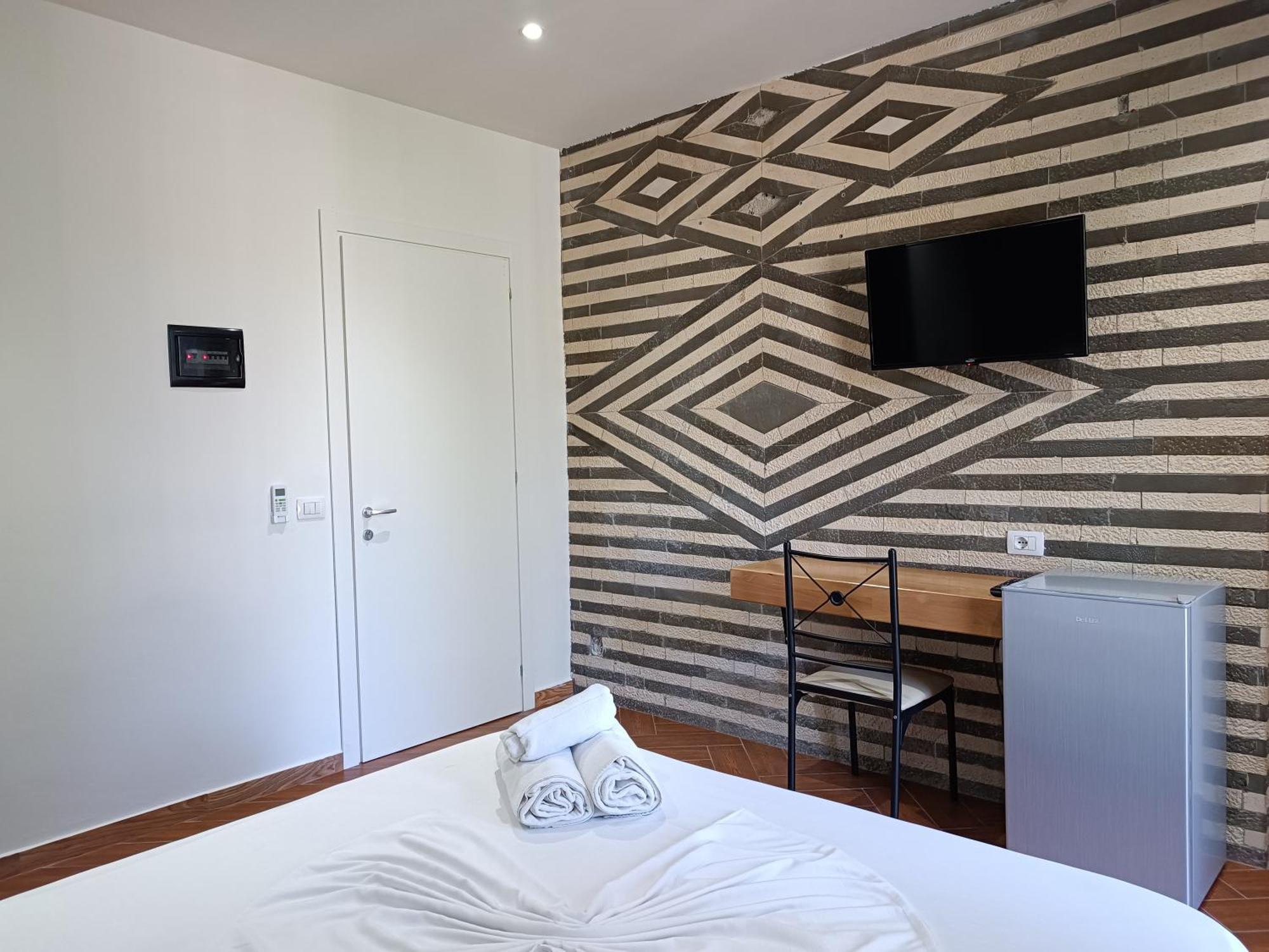 Kavalona Park Hotel Vlora Szoba fotó