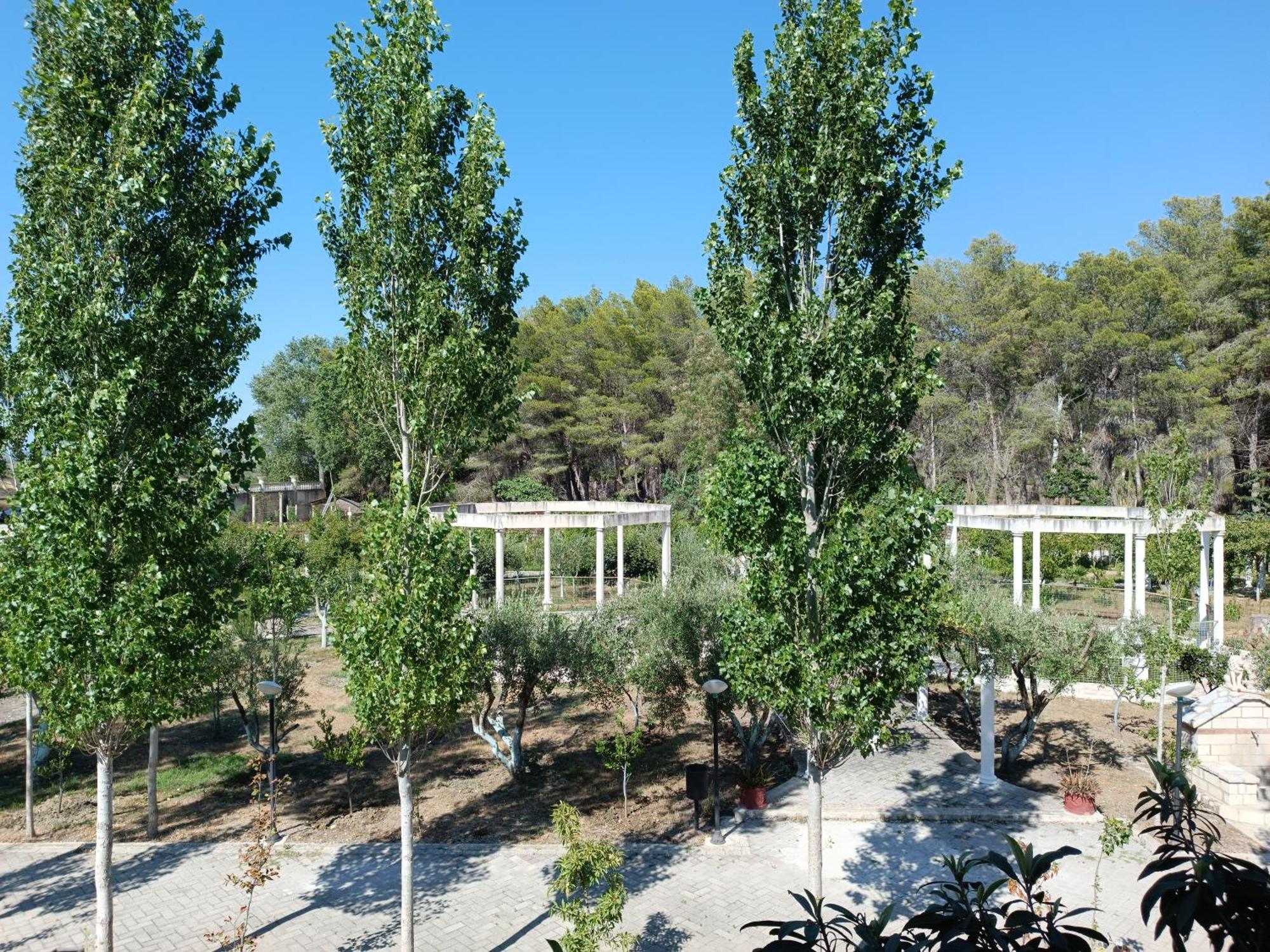 Kavalona Park Hotel Vlora Szoba fotó